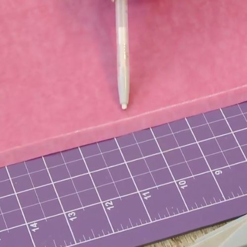 Mochila versátil com náilon amassado ()