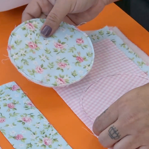 papel higiênico ()a